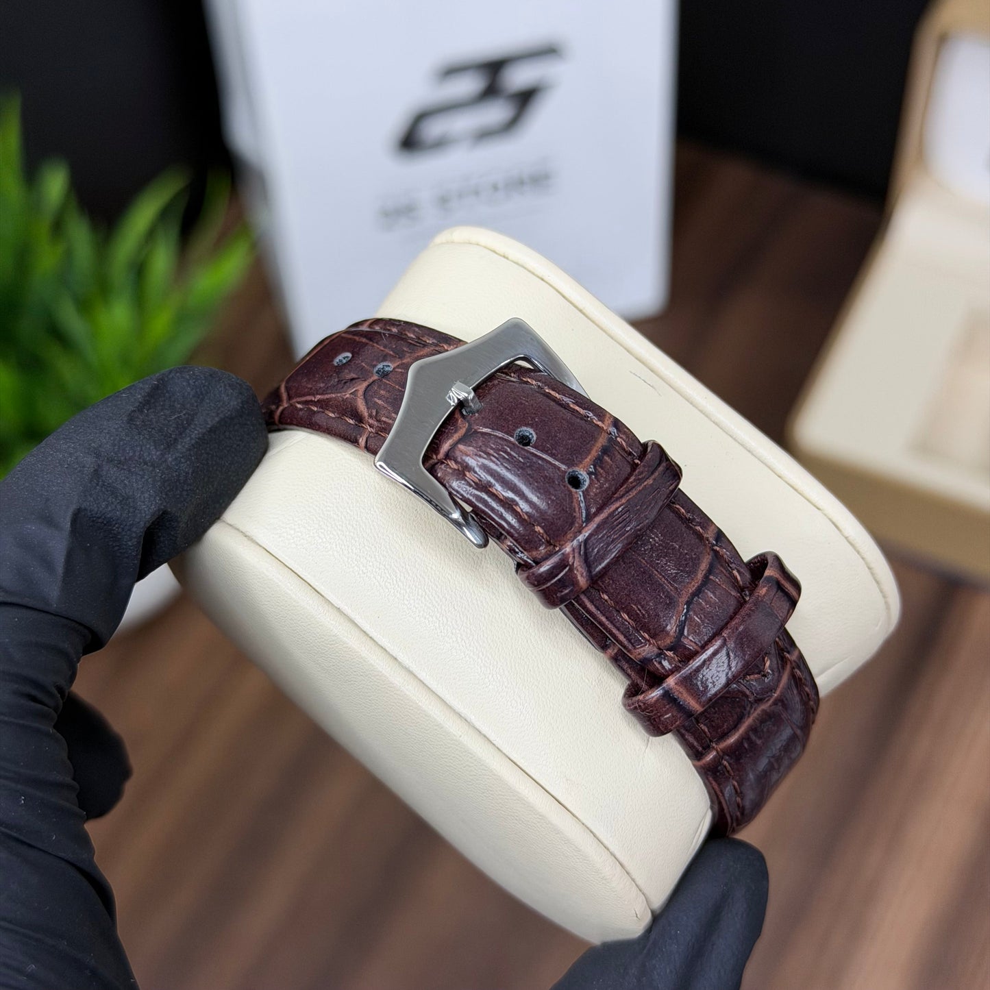 Tisoot Strap Geneve Leather