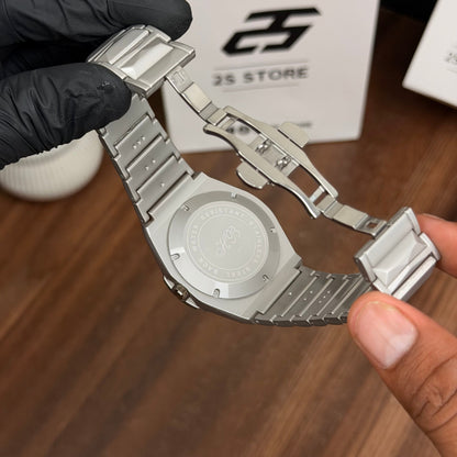 Hublot Diamond Cut Heavy Watch