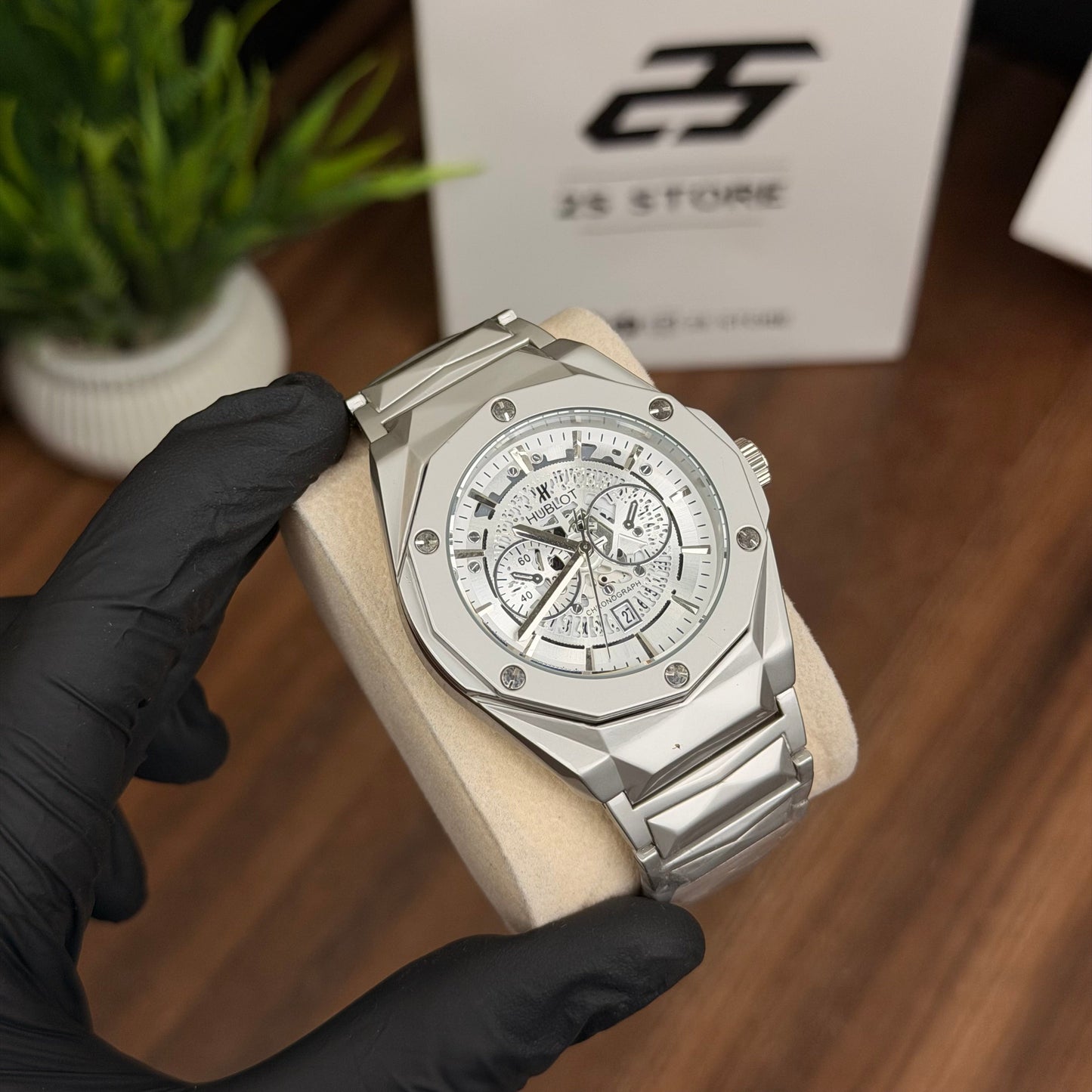 Hublot Diamond Cut Heavy Watch